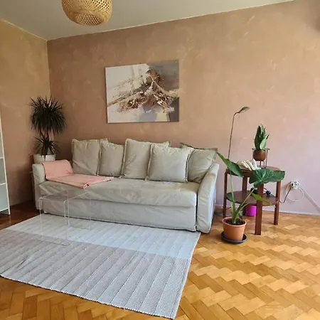 City Center Apartment With Private Sauna *