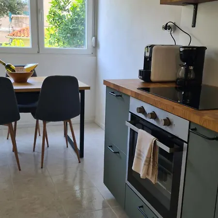 City Center Apartment With Private Sauna Split