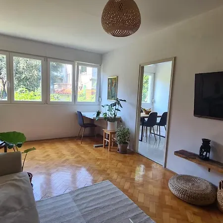 With Sauna In Centre Apartment Split