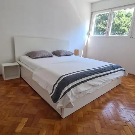 With Sauna In Centre 公寓