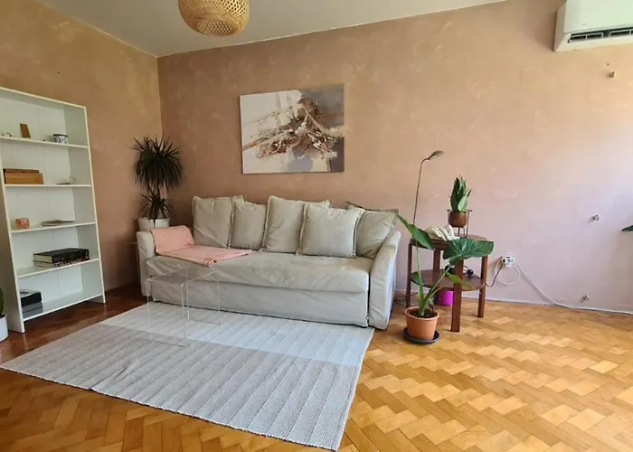 With Sauna In Centre *